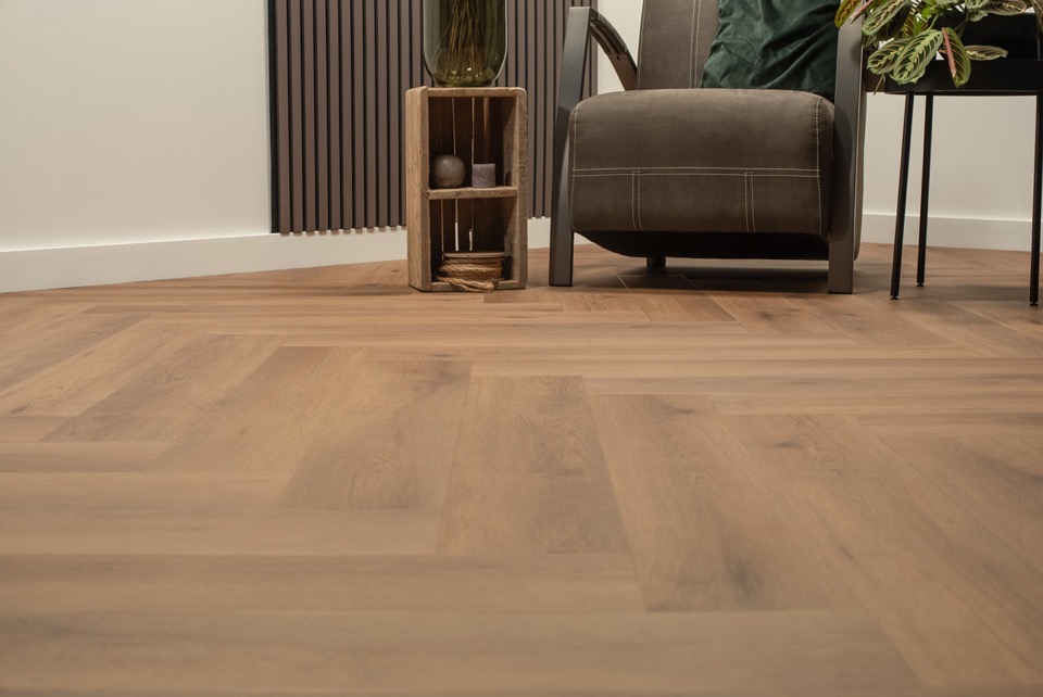 floer walvisgraat pvc narwal nootbruin flr 3523