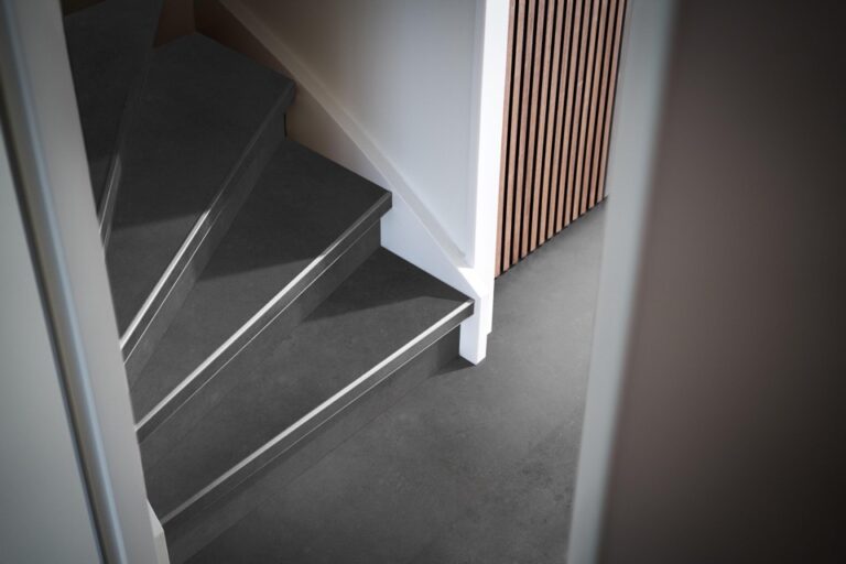 ambiant traptreden set pvc sarino dark grey